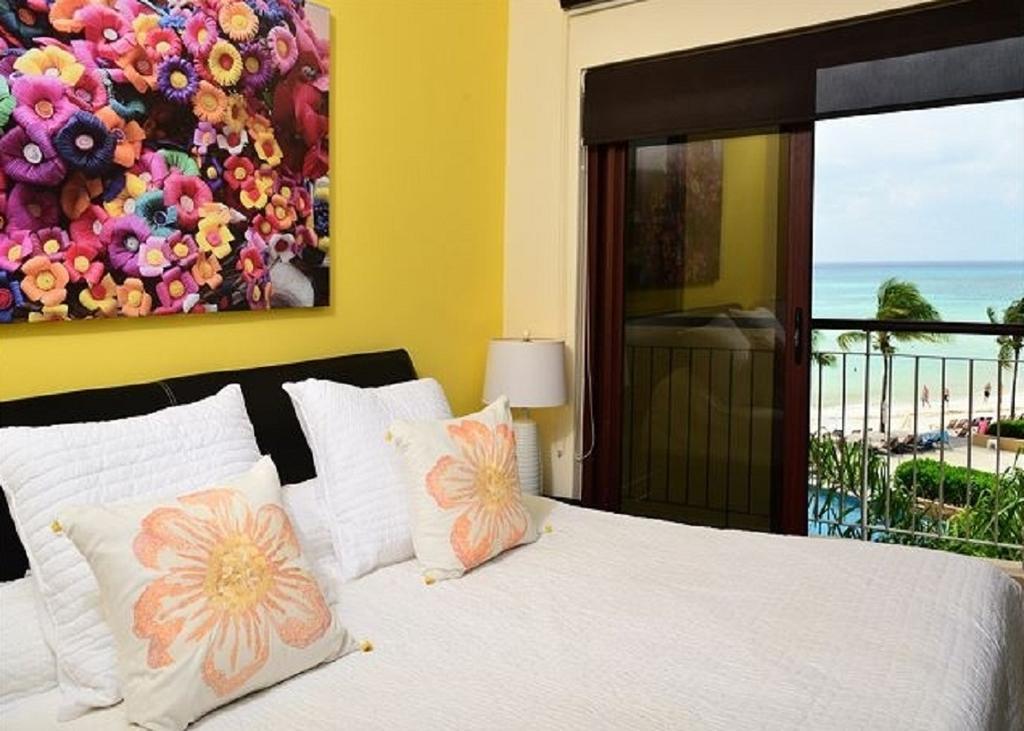 Apartahotel El Faro - Condo Hotel