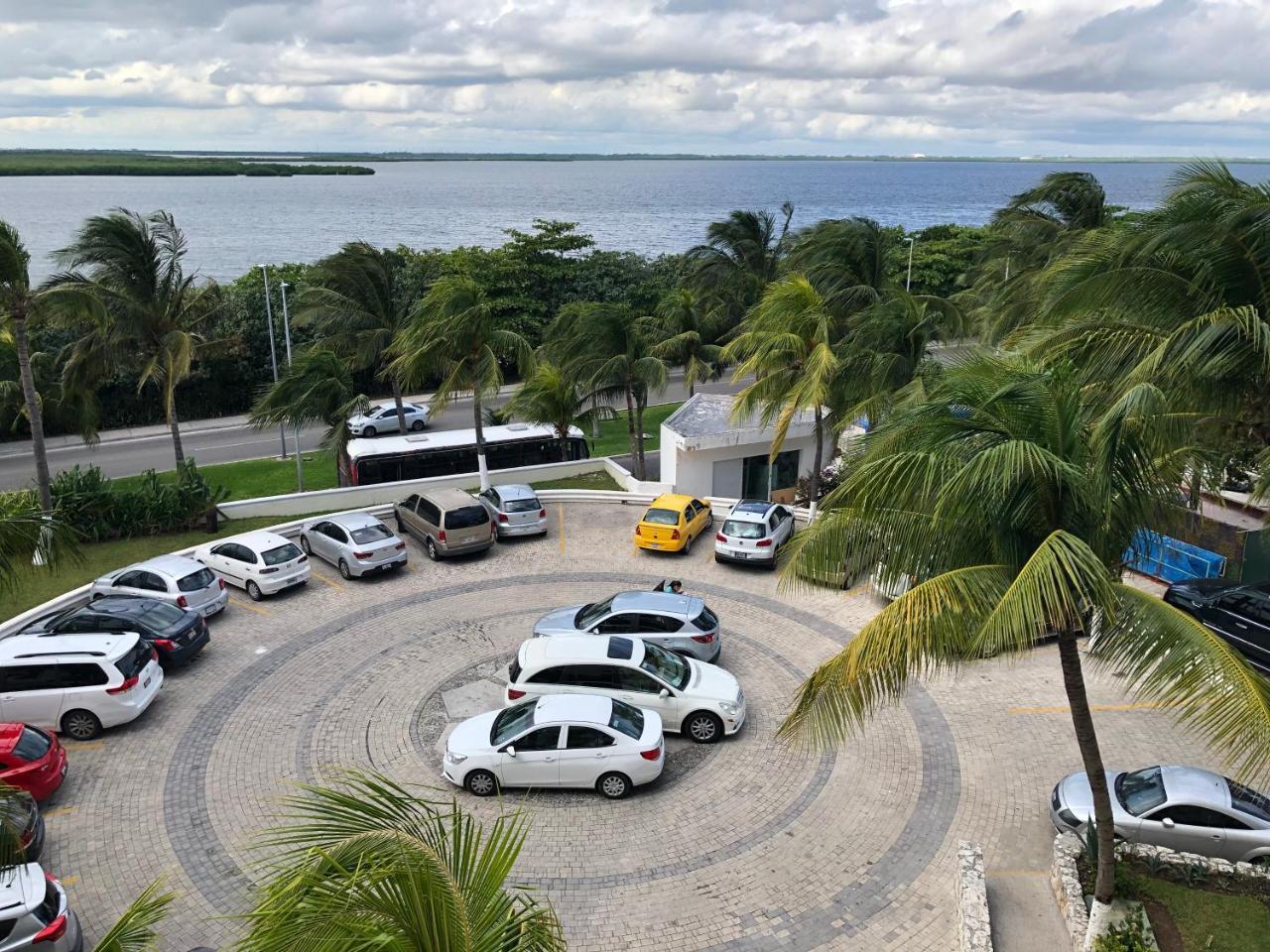 Apartamento Penthouse Plaza Sv