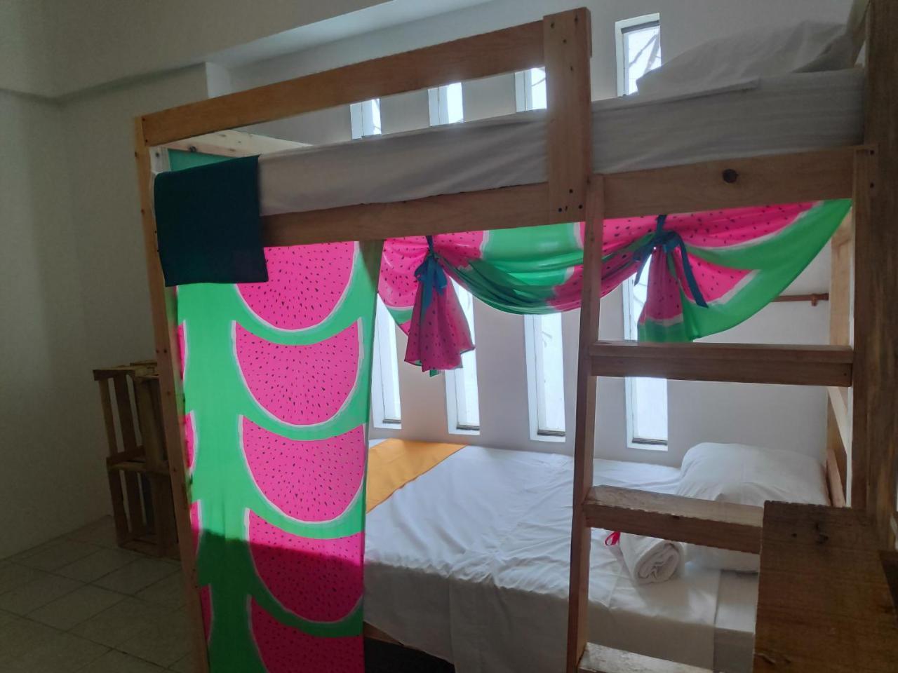 Morenita Linda Hostal Cancún