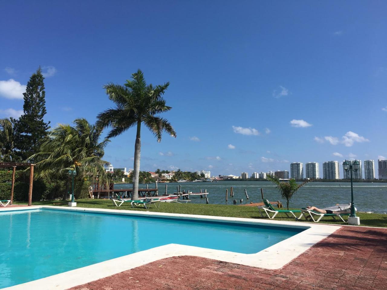 Pok-ta-pok Departamento * Cancun