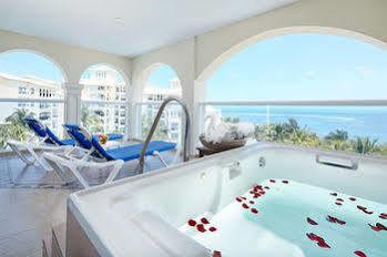 Barcelo Costa