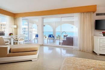 Hotel Barcelo Costa Cancún