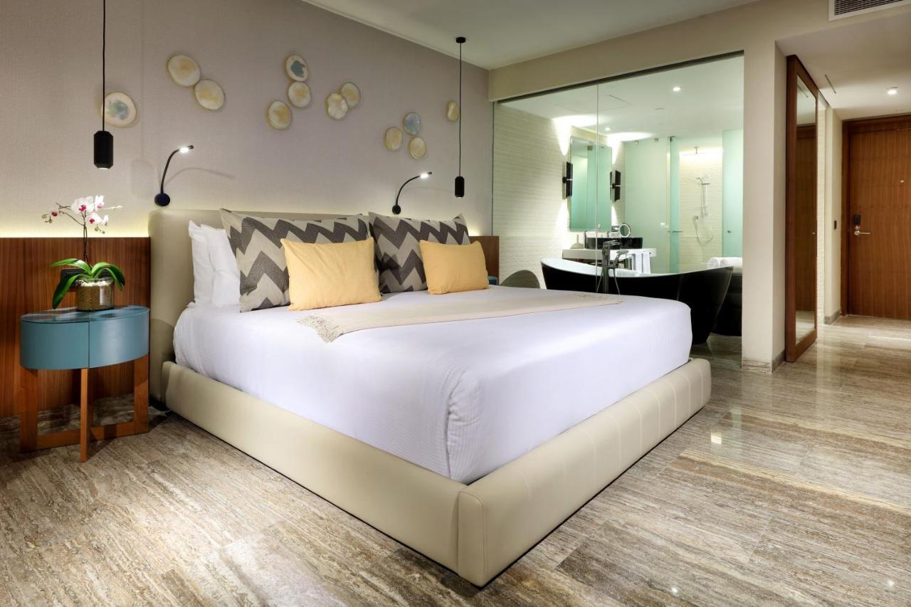 Family Selection At Grand Palladium Select Costa Mujeres Cancun