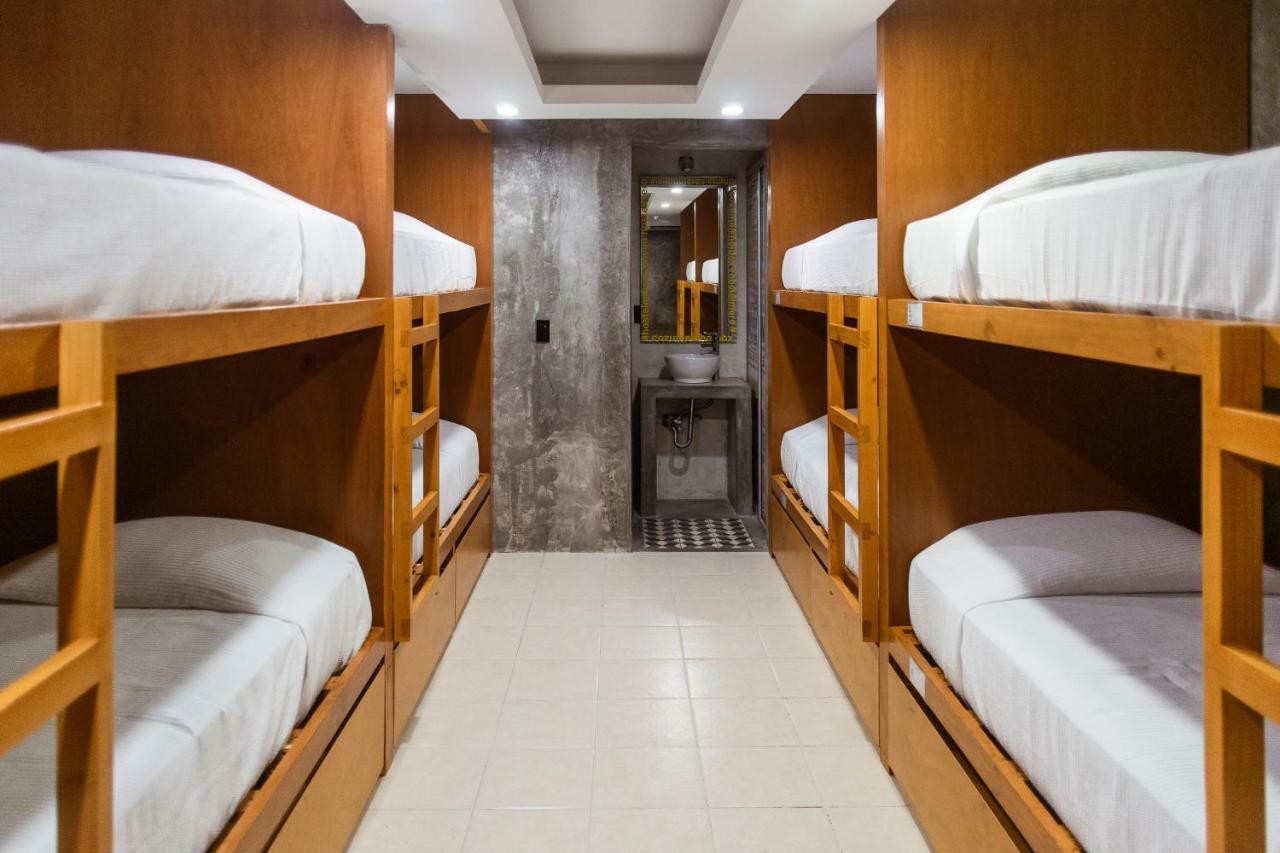 Vida Mia Hostal *