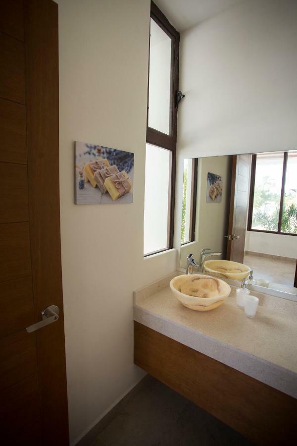 4 Bedroom House- Beach, Private Pool&jacuzzi