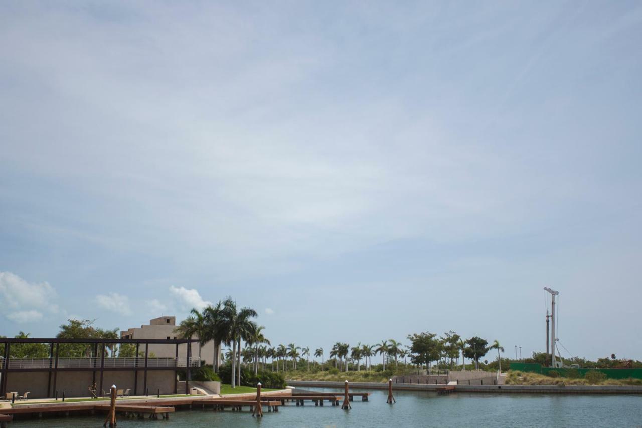 4 Bedroom House- Beach, Private Pool&jacuzzi Cancún