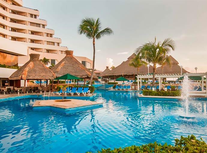 Club Royal Solaris Hotel
