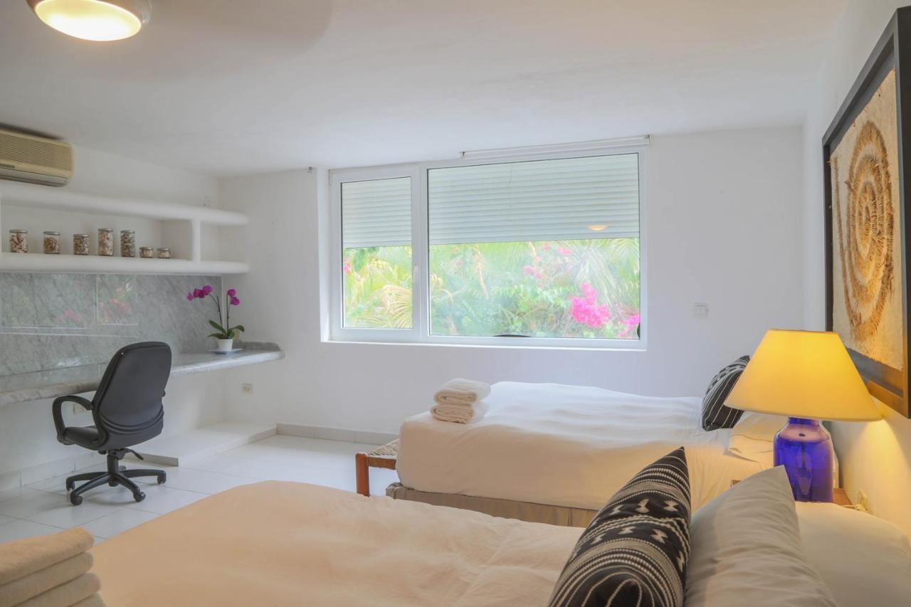 Casa Playa Tortugas - Oceanfront *