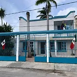 Hostel Piñata