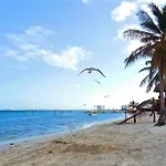 2 Min To The Beach - Casa Jardin