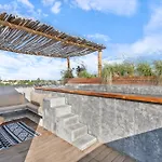 Grand Loft With Rooftop Pool In The Heart Cancun