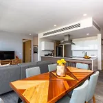 Ocean View Condo - Beach, Pool & Jacuzzi!