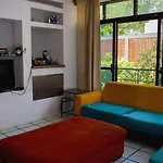 Kukulcan Hostel & Friends