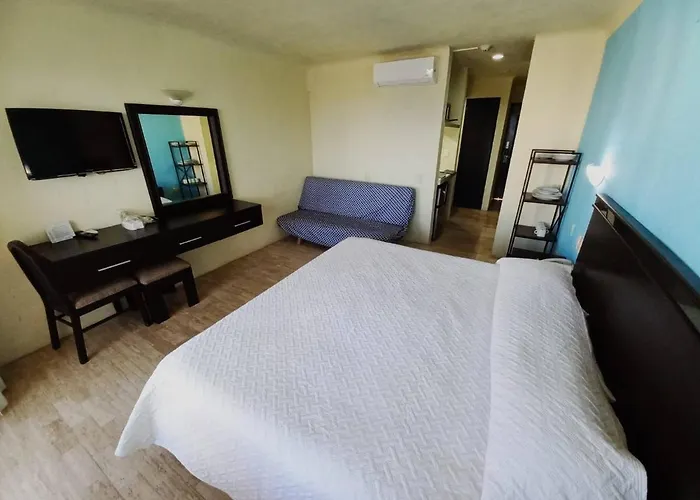 Room In Guest Room - Studio 502 Inside Cancun Resort
