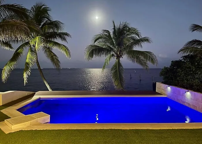 5Br Ocean Front Hotel Zone Luxury House By Solmar Rentals