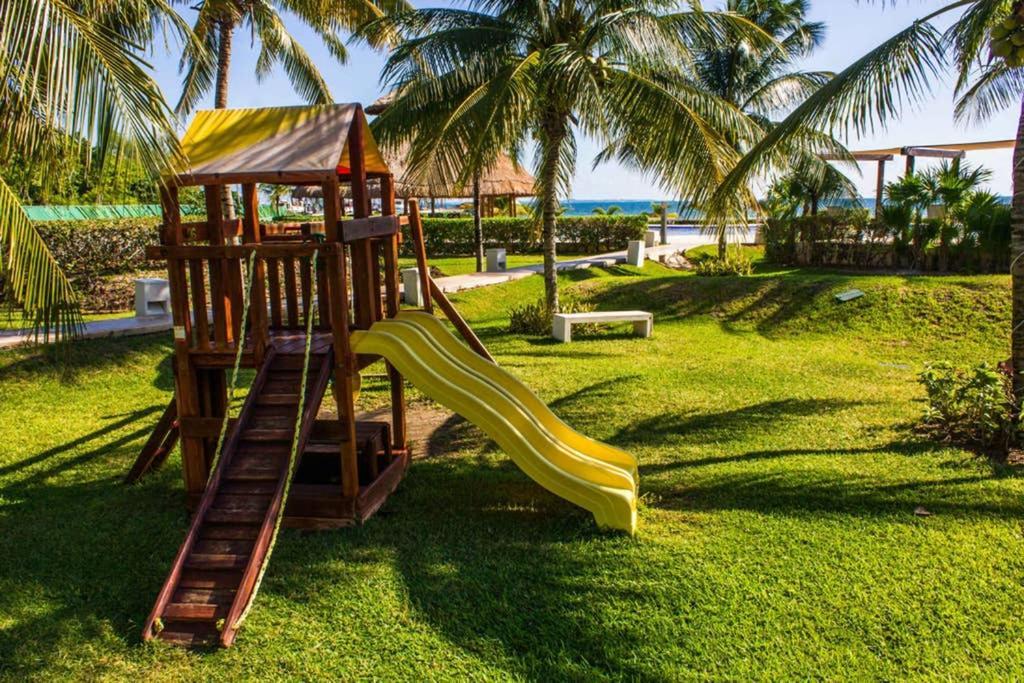 Amara Beachfront Caribe R Apartamento Cancún