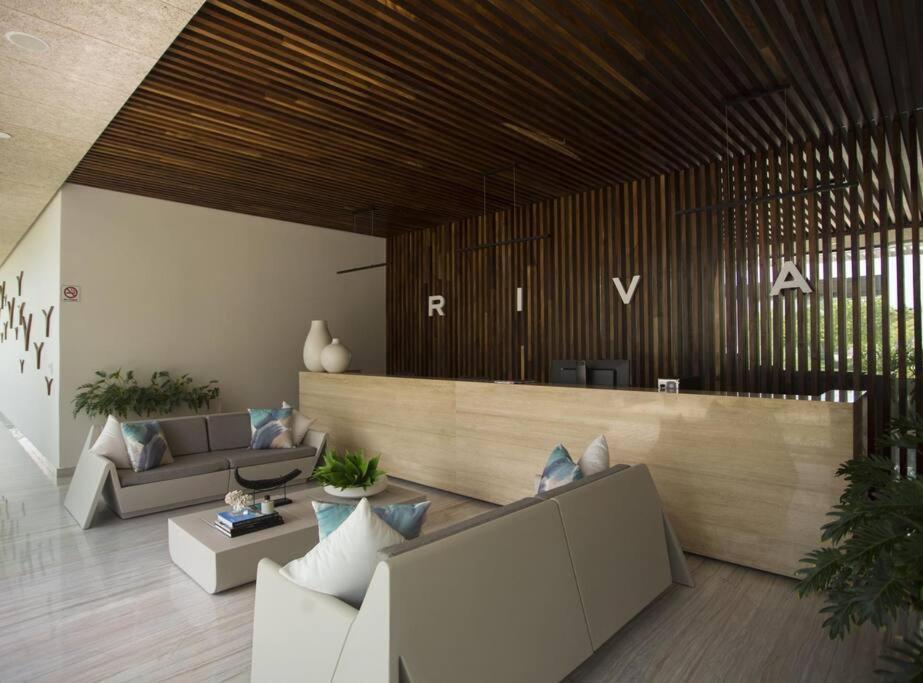 Apartamento Oceanview 3 Bedroom Condo, Rooftop Pool&jacuzzi, Beach! *