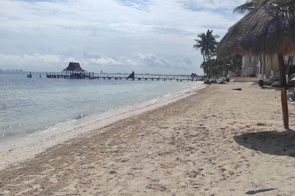 A La Orilla Del Mar Puerto Juarez