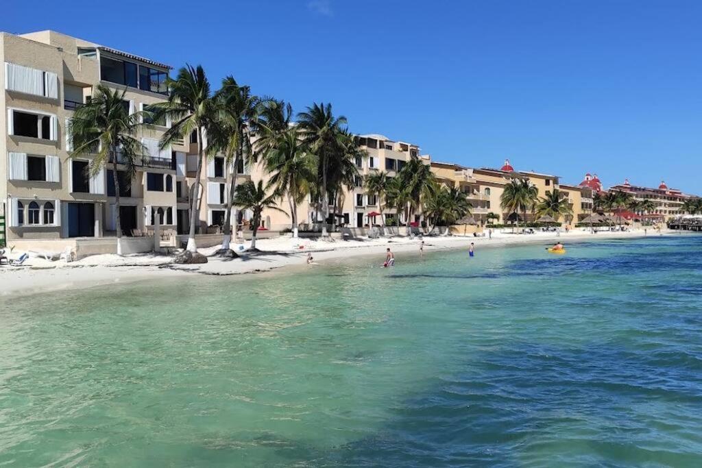 A La Orilla Del Mar Puerto Juarez Apartamento Cancún