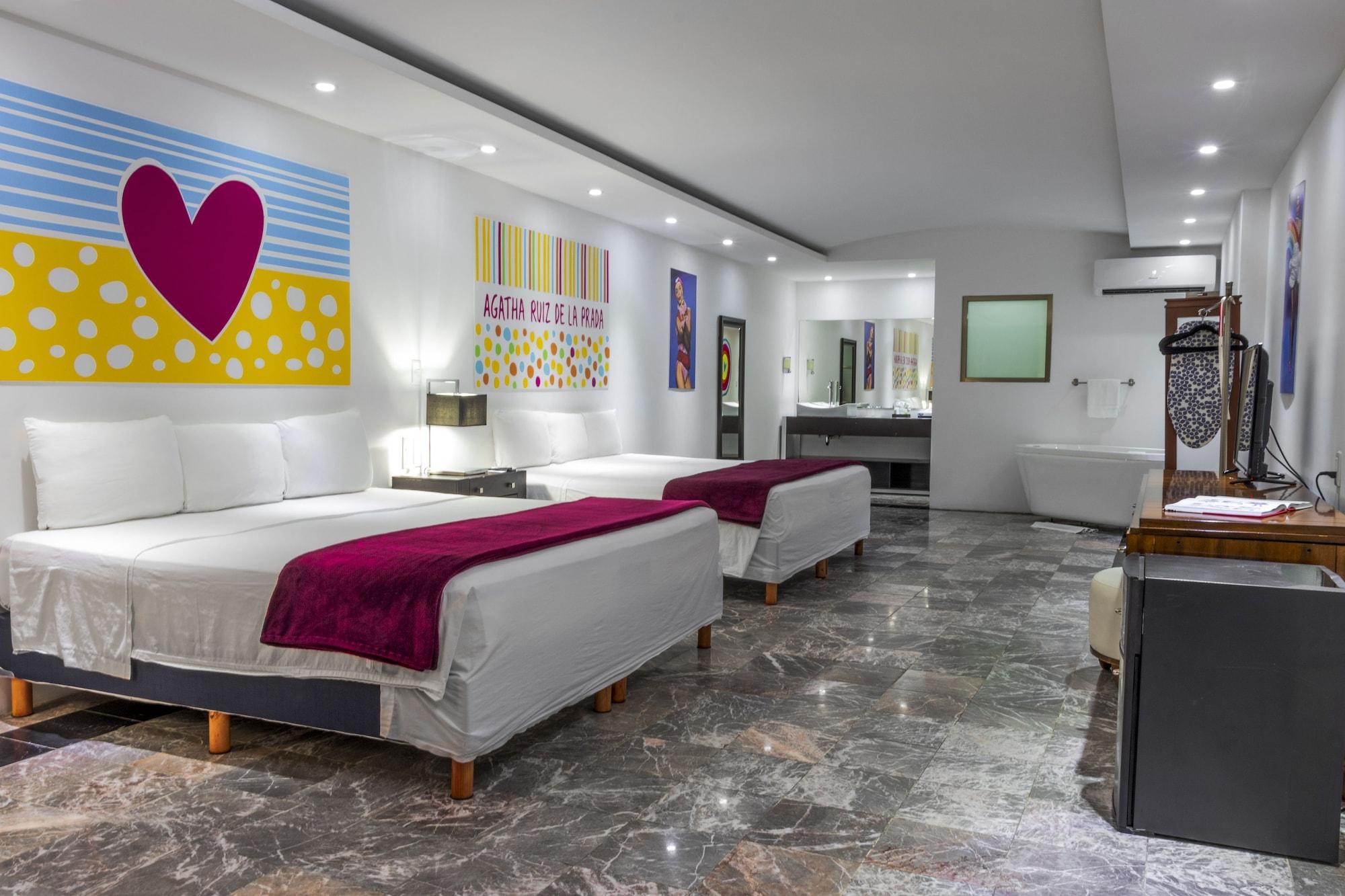 Mayafair Design Hotel 4*