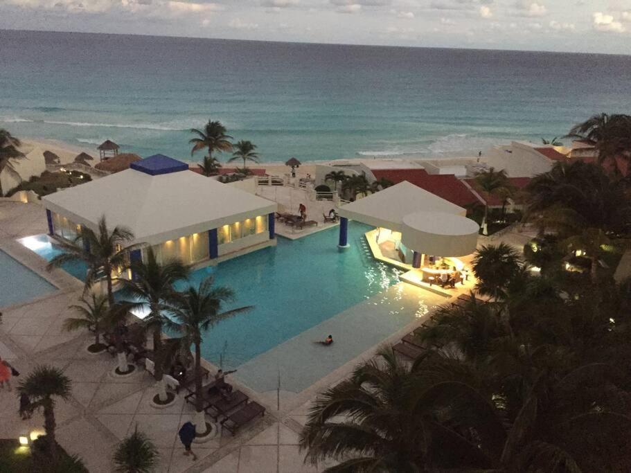 Solymar Studio #3507, Kilometro 18,7 Boulevard Kukulcan, Access To Cancun's Apartamento *