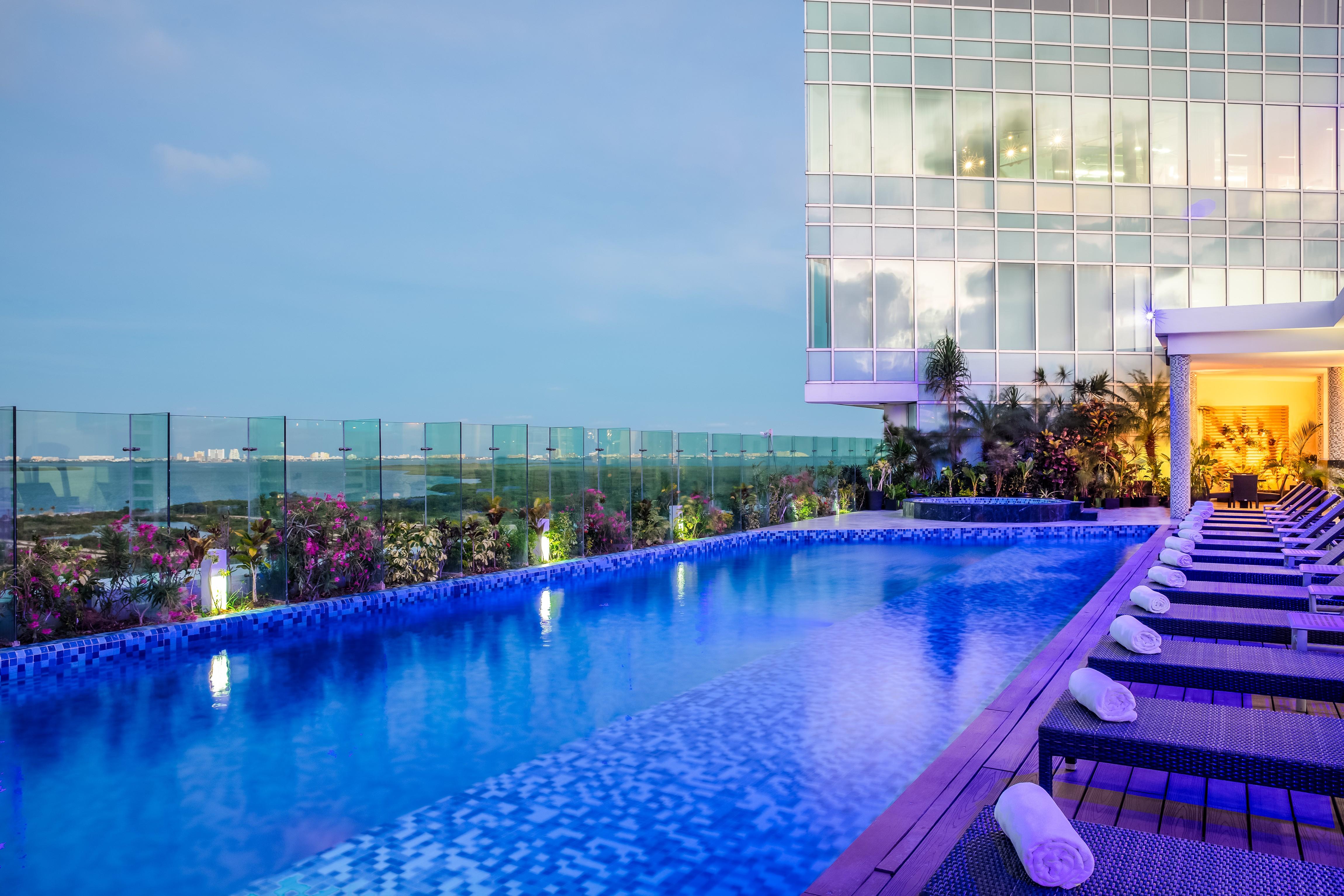 Fiesta Americas Hotel 4*