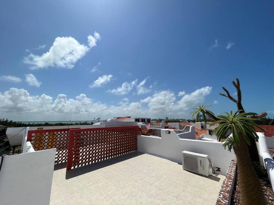 Apartment Spacious Penthouse 3 Bedrooms, Private Rooftop Zh! Gre5401 *