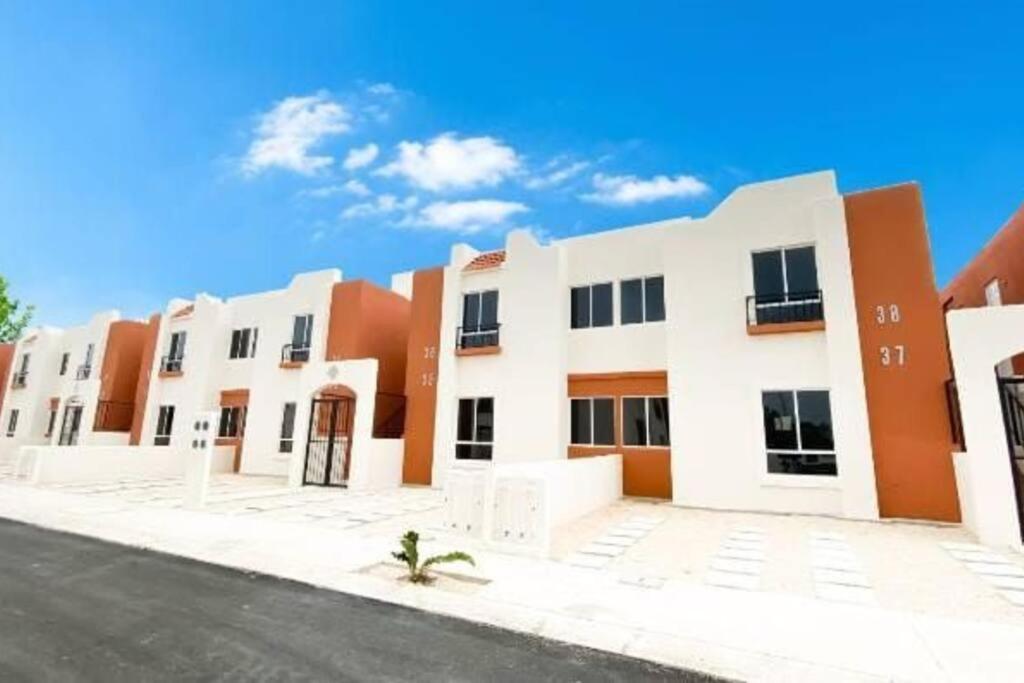 Casa Inteligente En Con Alberca Familiar Apartamento