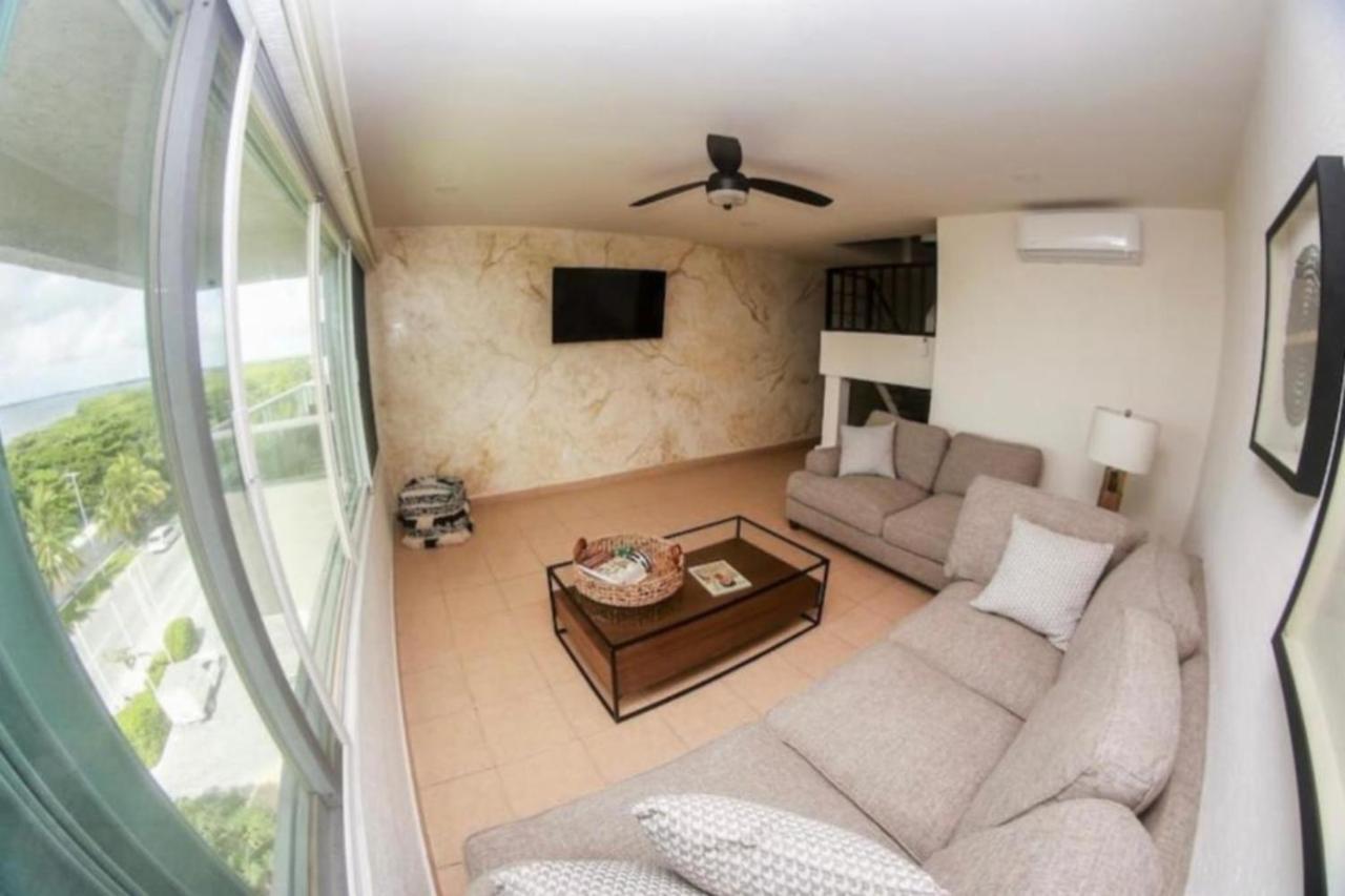 Apartamento En Zona Hotelera Frente A La Playa Quintana Roo, Mexico