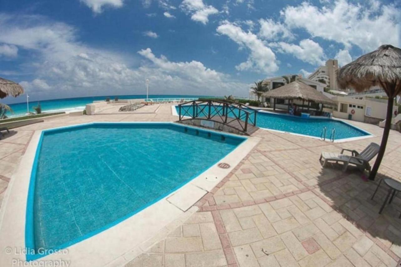 Apartamento En Zona Hotelera Frente A La Playa Quintana Roo, Mexico *