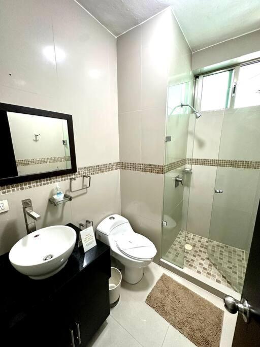 3br Beautiful With Pool Gym & Great Location Cancún