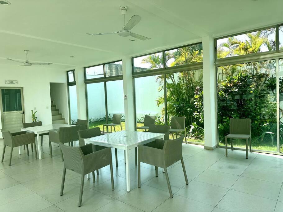 3br Beautiful With Pool Gym & Great Location * Cancún