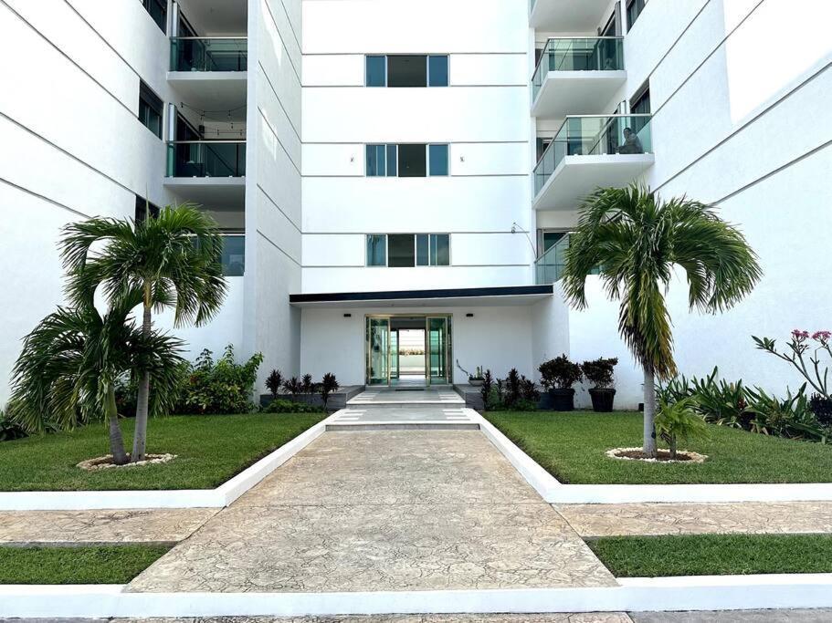 3br Beautiful With Pool Gym & Great Location * Cancún