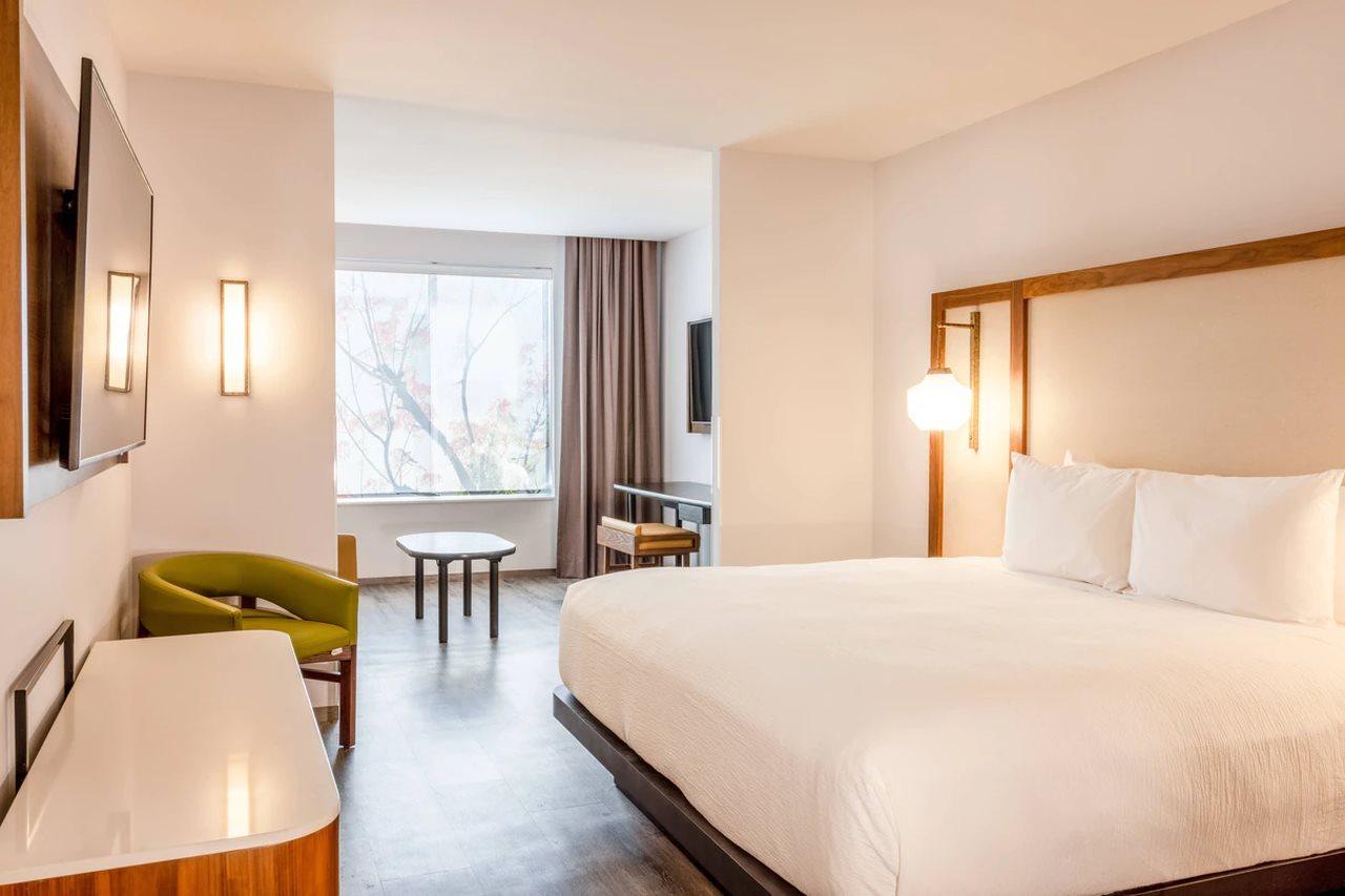 Hotel Fairfield By Marriott And Downtown