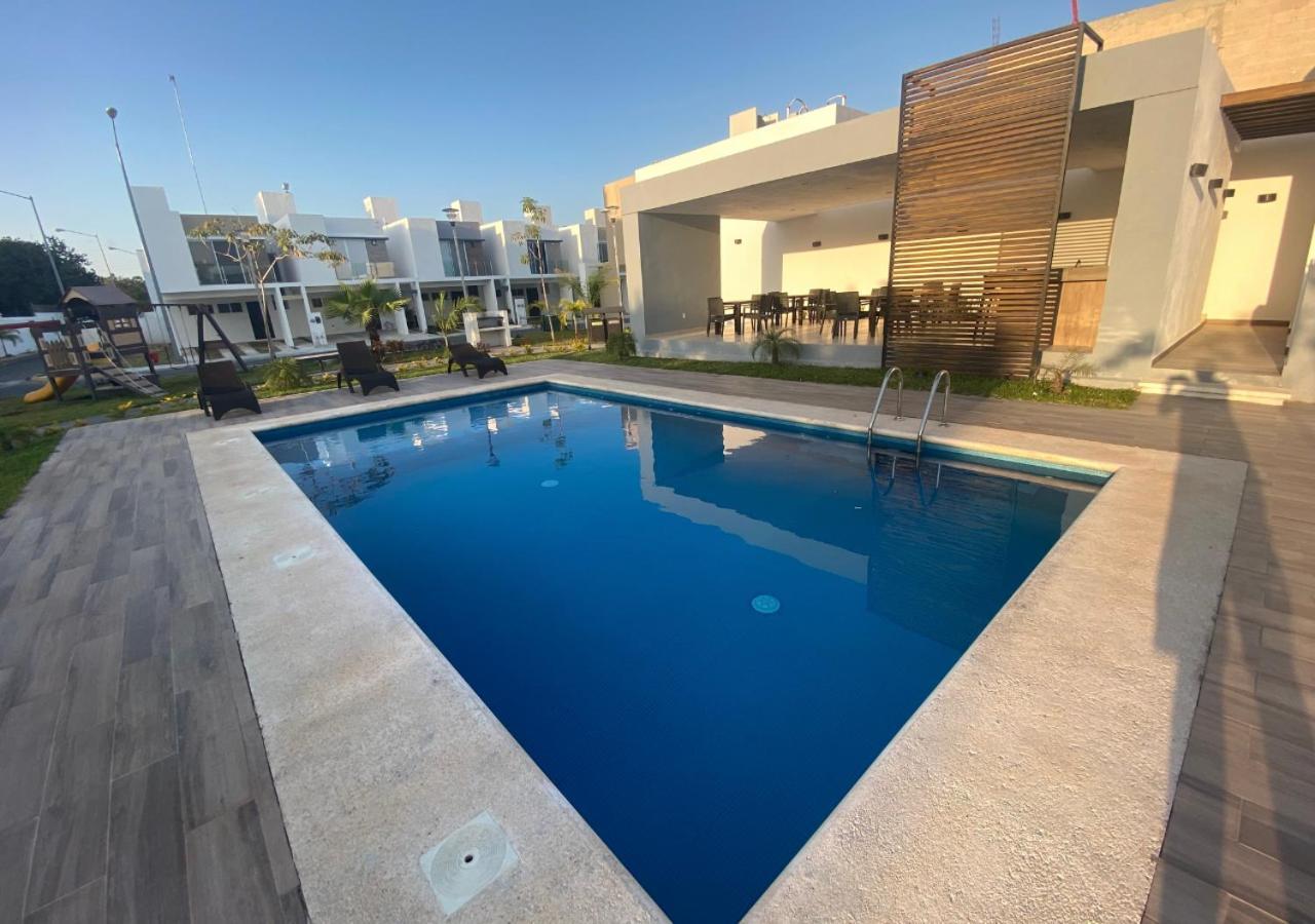 Casa Familiar En Privado Cerca De Playa Сasa de vacaciones *