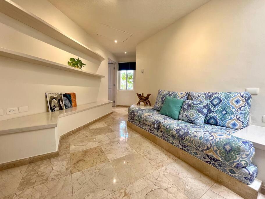 5br Ocean Front Zone Luxury House By Solmar