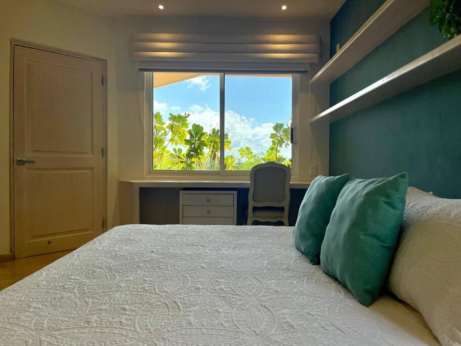 5br Ocean Front Zone Luxury House By Solmar Cancún