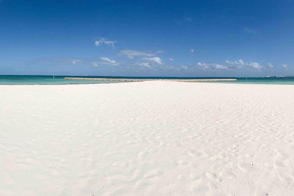 Holiday home 5br Ocean Front Zone Luxury House By Solmar *