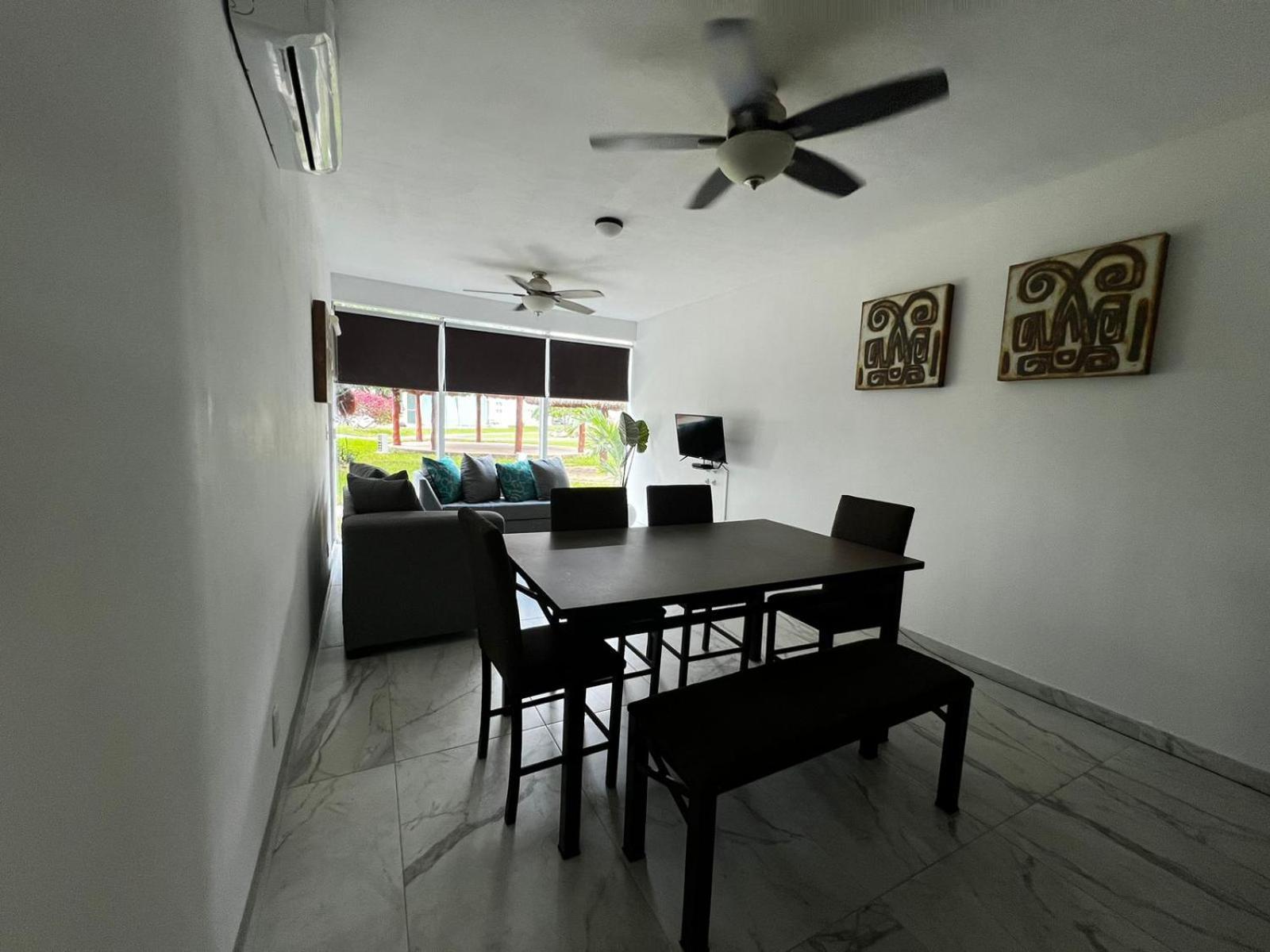Departamento En Planta Baja Con Alberca *