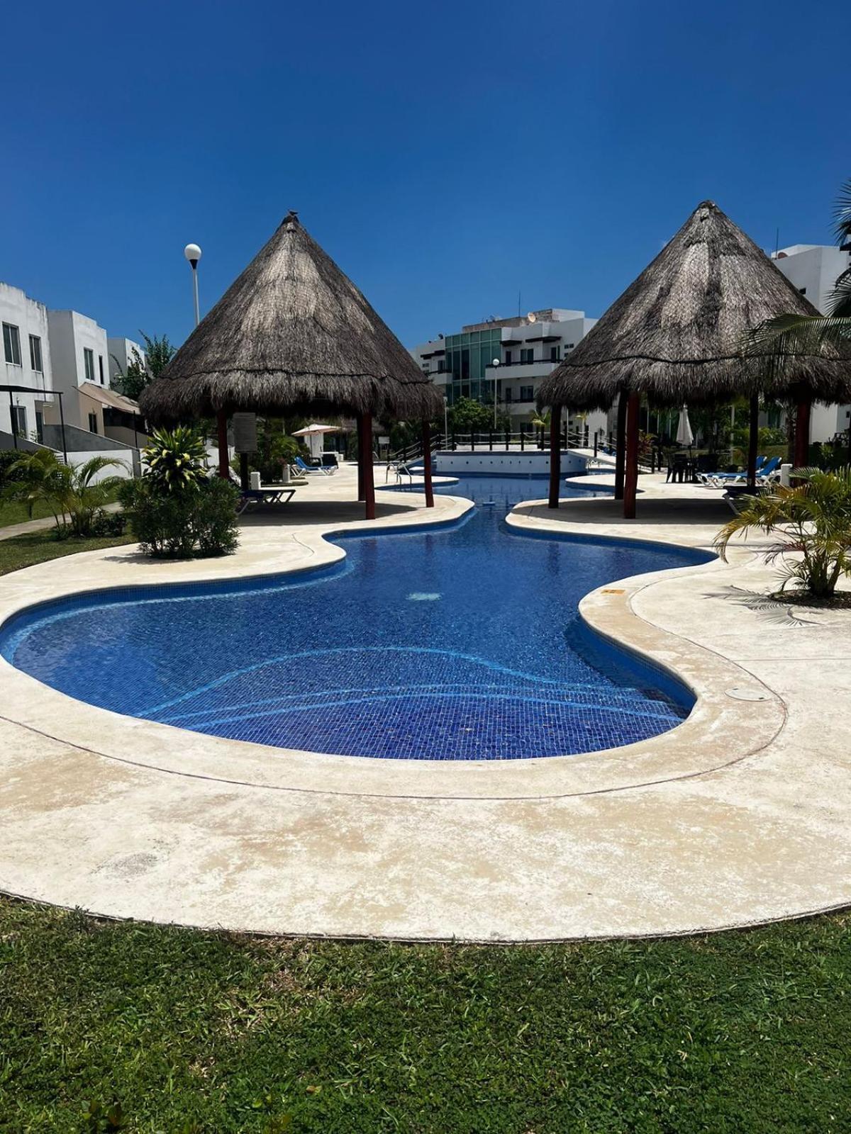 Apartamento Departamento En Planta Baja Con Alberca Cancún