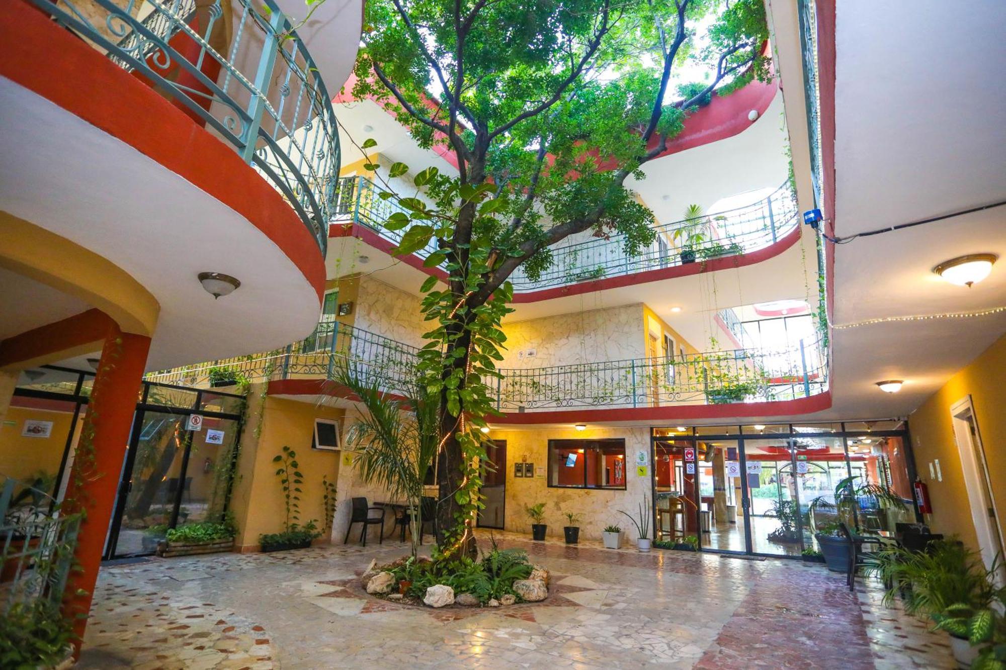 Santa Maria Hotel 3*