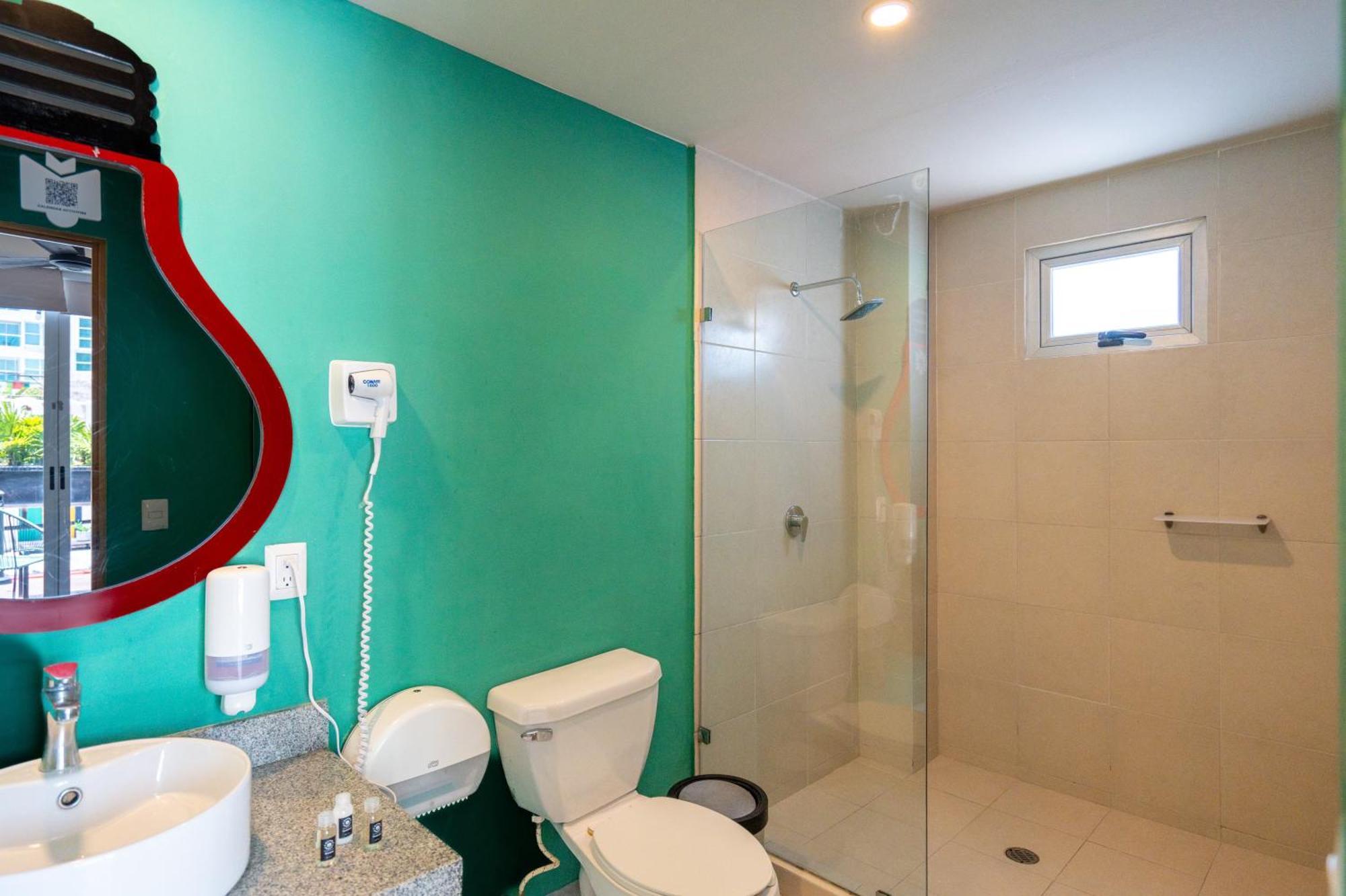 Hostal Mayan Monkey - Social (adults Only) Cancún