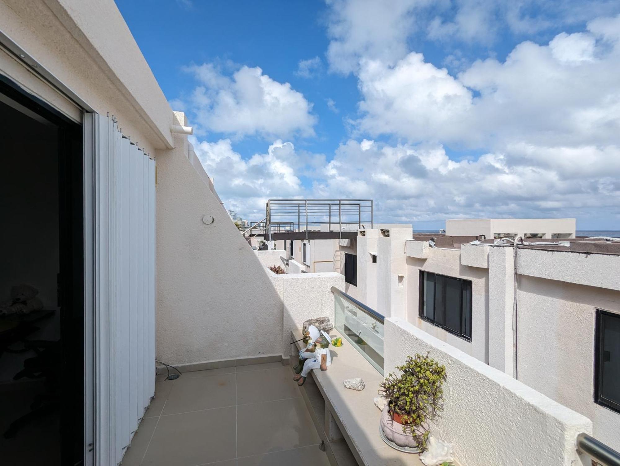 Aurora Beautiful Beachfront Apartamento *