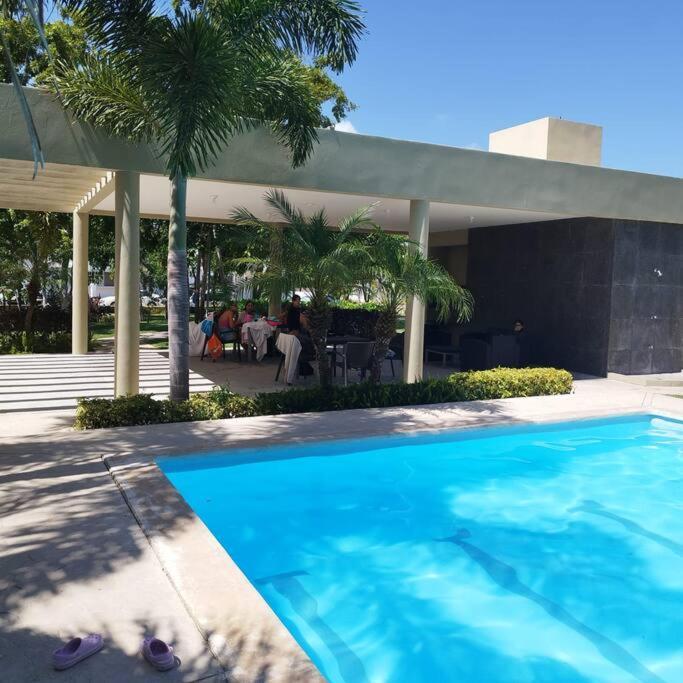 Casa-piscina-3hab-bano Privado-wifi 50 Mbps-tina Сasa de vacaciones Cancún
