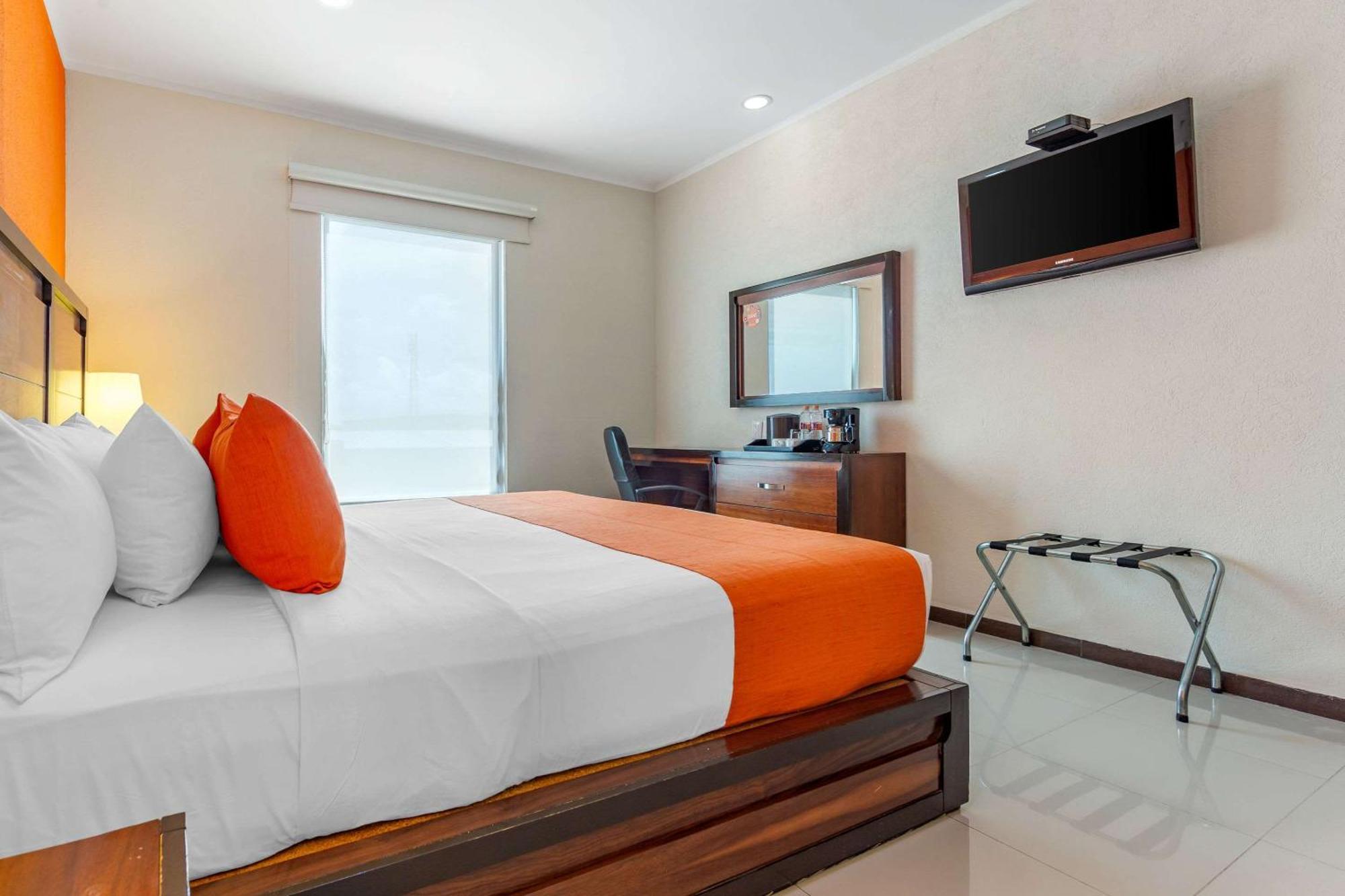 Comfort Aeropuerto 4* Cancun