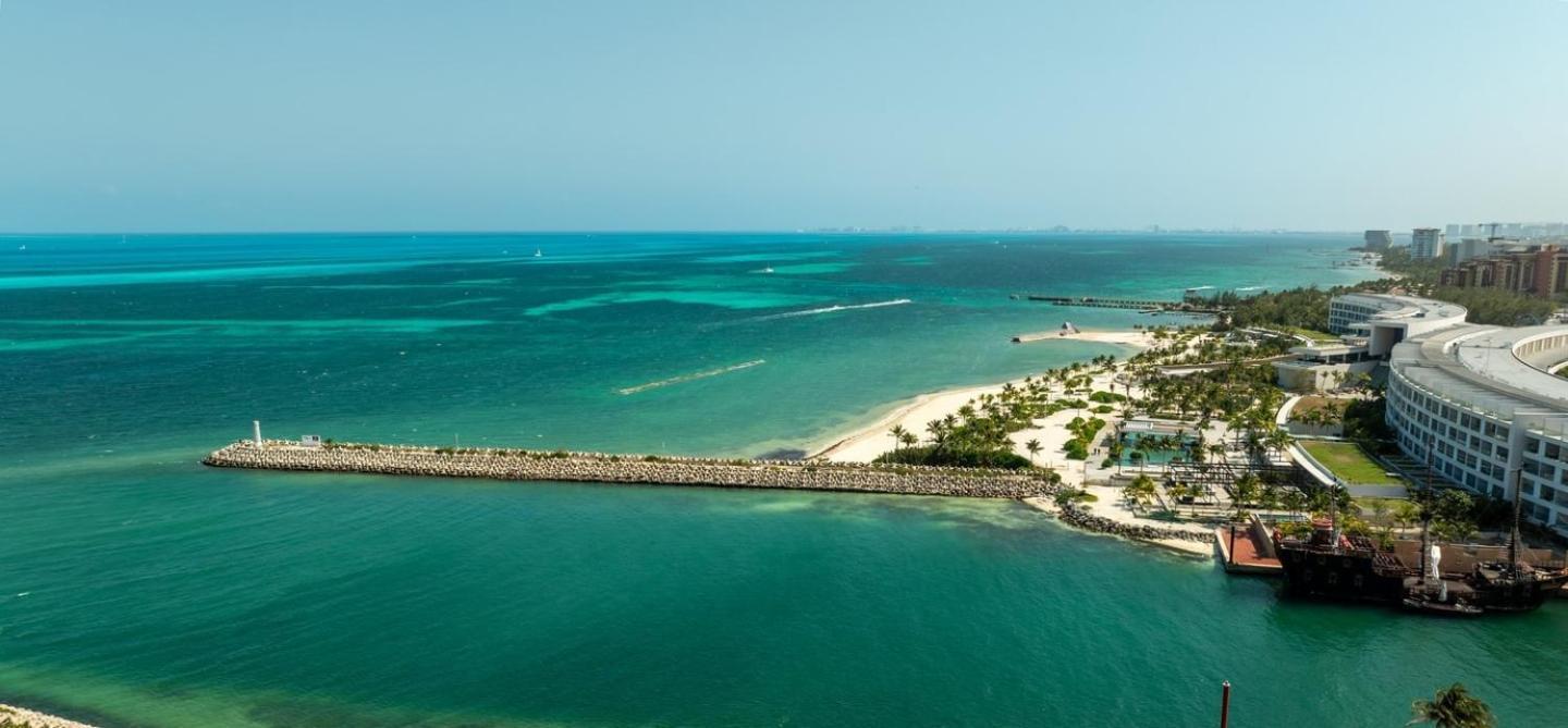 2br Beachfront Exclusive W/ Features Apartamento *
