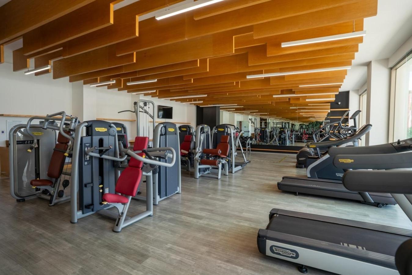 Apartamento 2br Beachfront Exclusive W/ Features Cancún