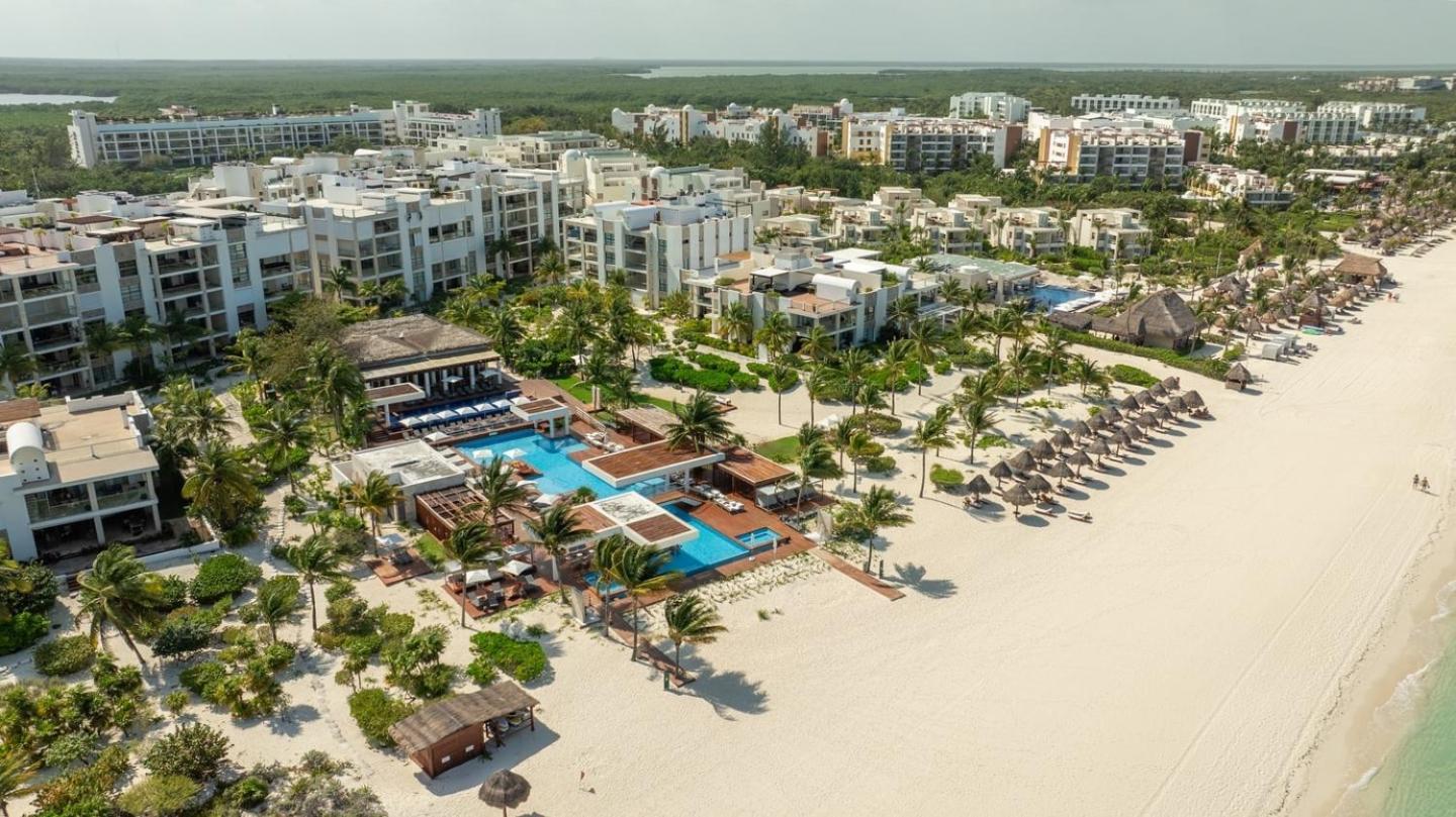 Apartamento 2br Beachfront Exclusive W/ Features