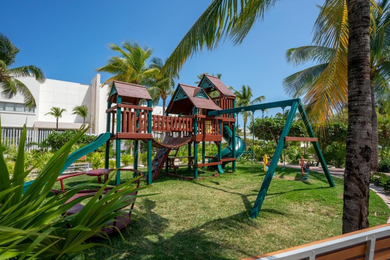 2br Beachfront Exclusive W/ Features Apartamento *