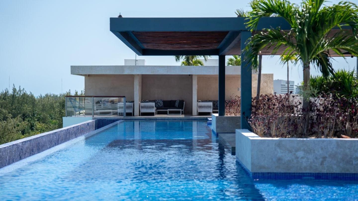 2br Beachfront Exclusive W/ Features Apartamento